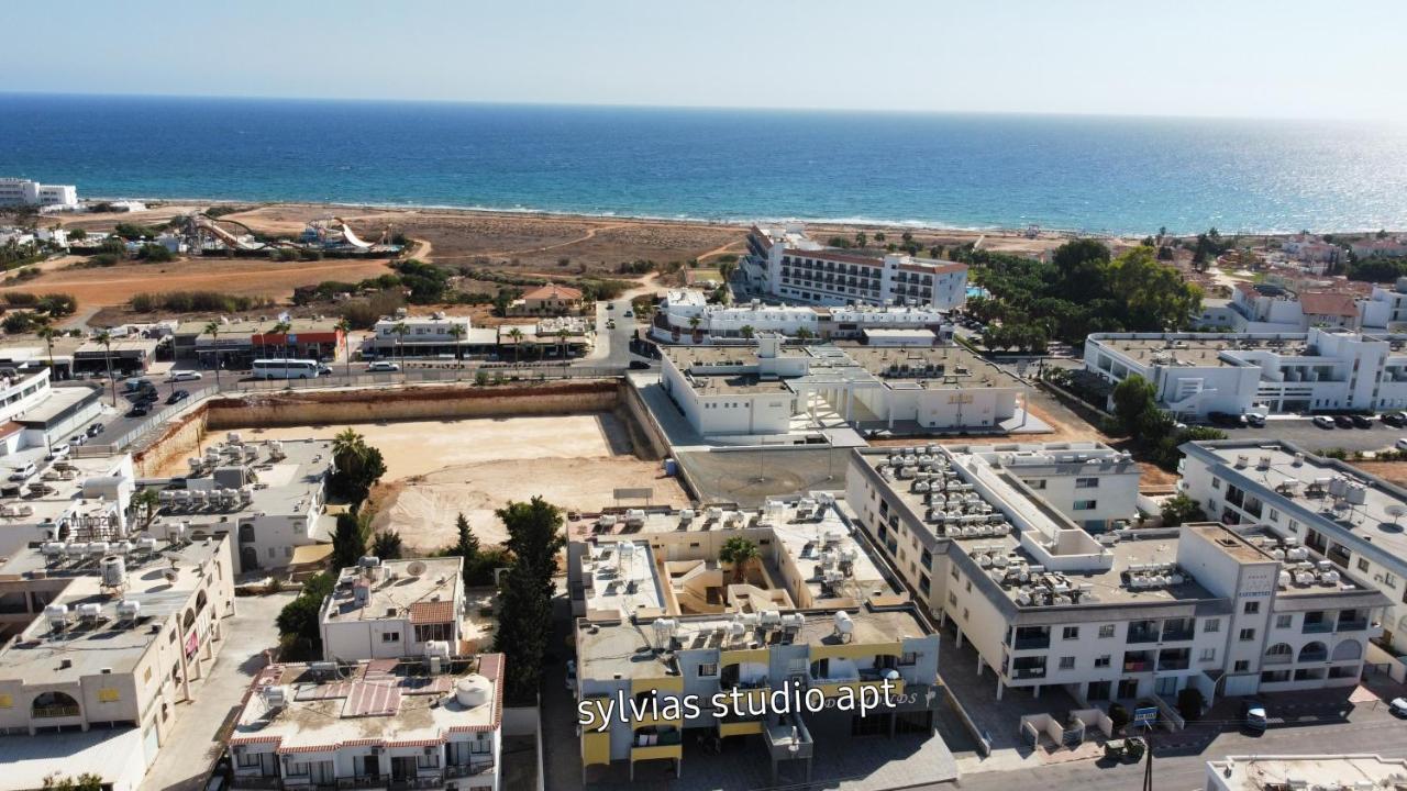 Sylvias Art Studio Apt Ayia Napa Exterior foto